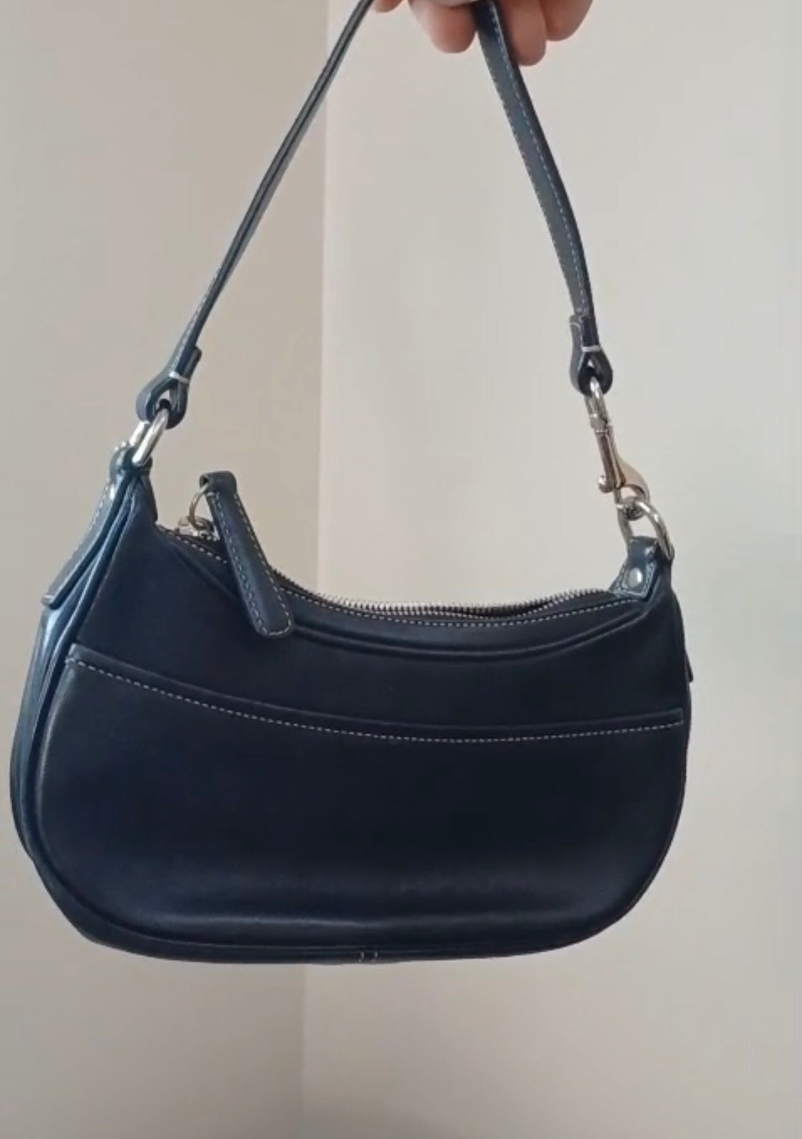 Vintage Coach Hampton 7593 Demi Hobo Genuine Leather Shoulderbag - SOLD OUT Bag Sophie's Attic