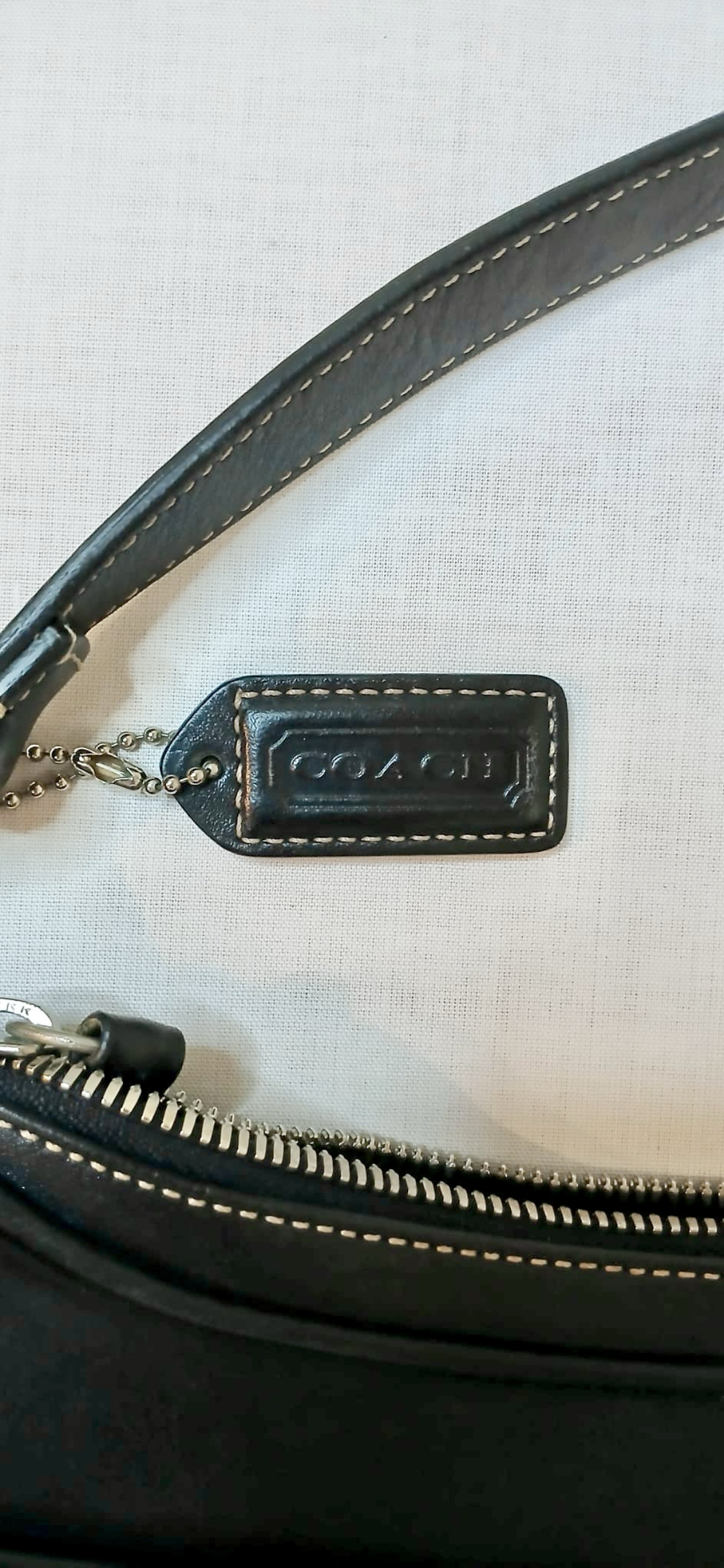 Vintage Coach Hampton 7593 Demi Hobo Genuine Leather Shoulderbag - SOLD OUT Bag Sophie's Attic