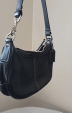 Vintage Coach Hampton 7593 Demi Hobo Genuine Leather Shoulderbag - SOLD OUT